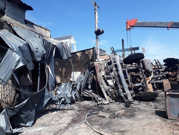 Hiểm họa xe bồn nổ như bom: Vì đâu nên nỗi?