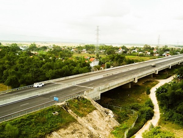 Sửa chữa 6 cầu, cống bị lún trên cao tốc Đà Nẵng - Quảng Ngãi