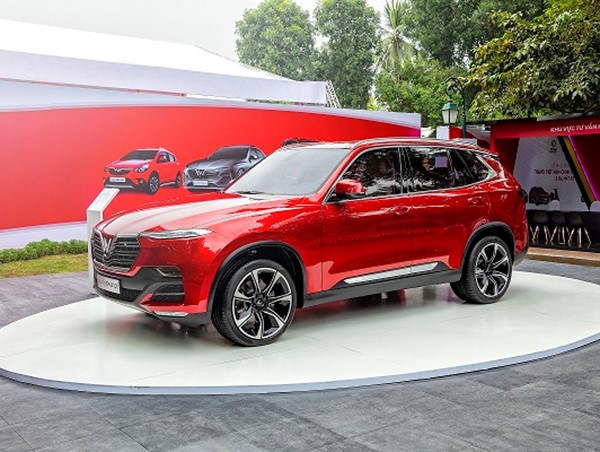 Xe hơi VinFast đắt hay rẻ?