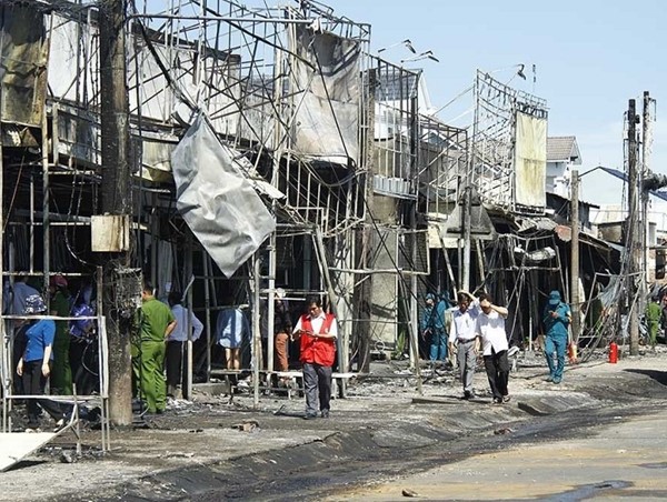 Siết chặt đảm bảo an toàn giao thông trong vận chuyển xăng dầu