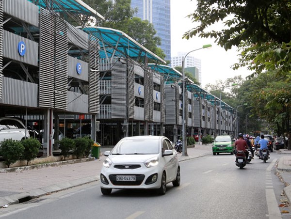 Quy hoạch giao thông tĩnh: Ưu tiên bãi đỗ xe ngầm và cao tầng