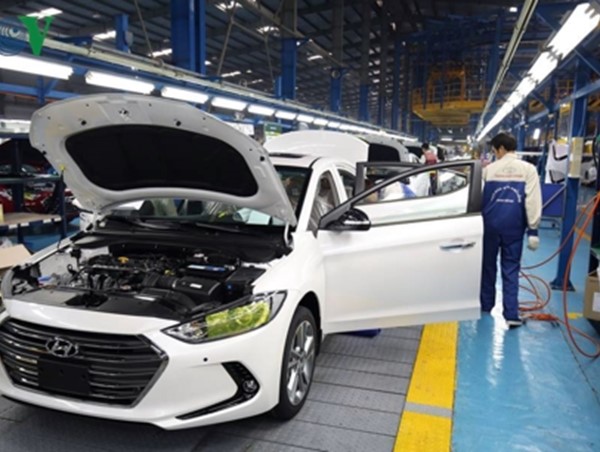 Công nghiệp hỗ trợ yếu kém sẽ khó có ô tô giá rẻ