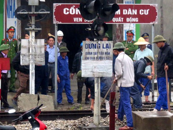 Thường Tín “xóa sổ” đường ngang tự phát