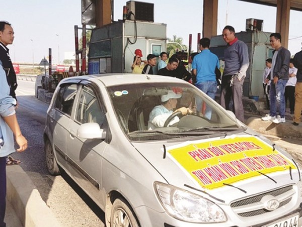 Vì sao BOT Bắc Thăng Long - Nội Bài phải xả trạm?