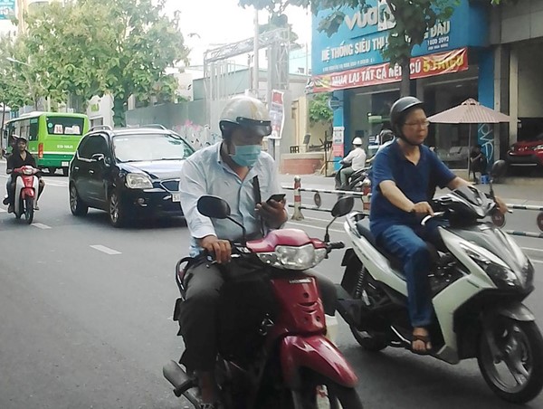 Những vụ tai nạn giao thông kinh hoàng do sử dụng điện thoại khi lái xe