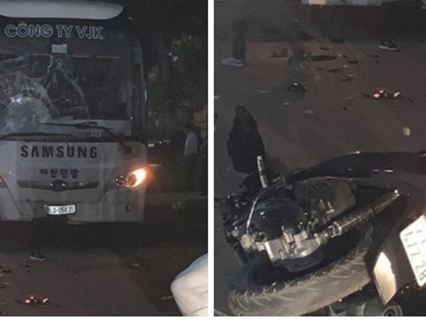Hai thanh niên tử vong sau cú đâm xe máy trực diện vào ô tô chở công nhân