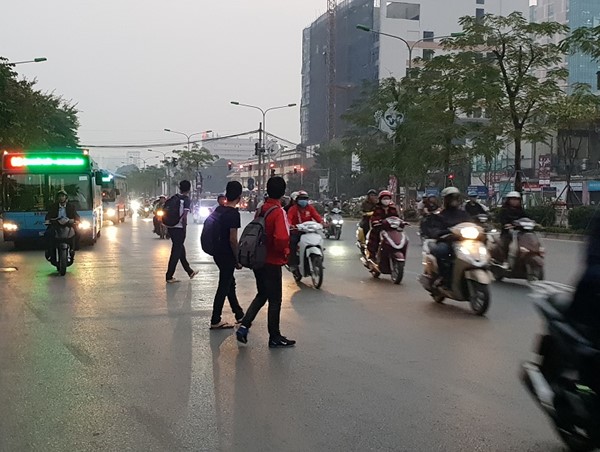 Sang đường mạo hiểm