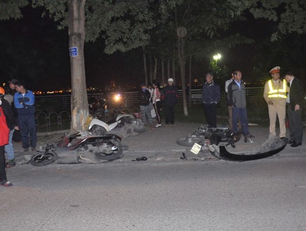 “Xe điên” - nỗi ám ảnh trên phố!