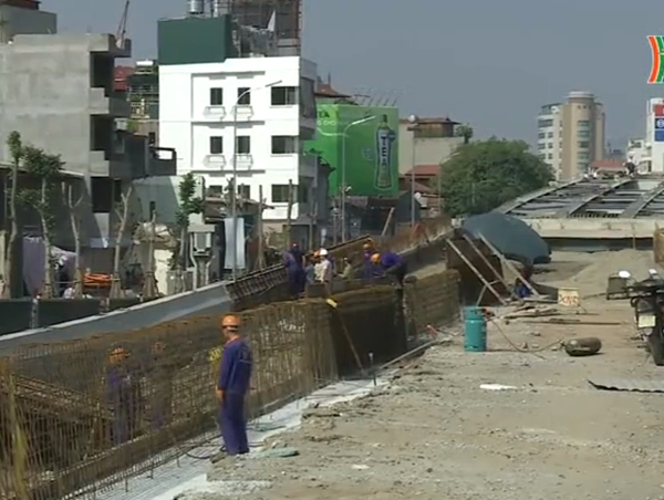 Đẩy nhanh tiến độ thi công các công trình giảm ùn tắc giao thông