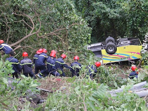 Khởi tố vụ án liên quan đến tai nạn xe khách rơi xuống đèo Hải Vân