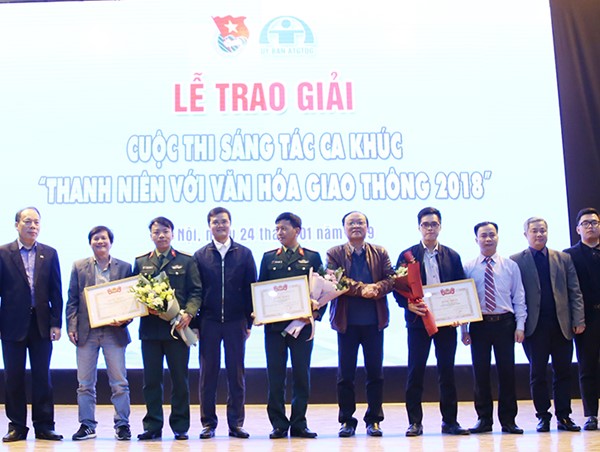 Trao giải cuộc thi sáng tác ca khúc “Thanh niên với văn hoá giao thông”