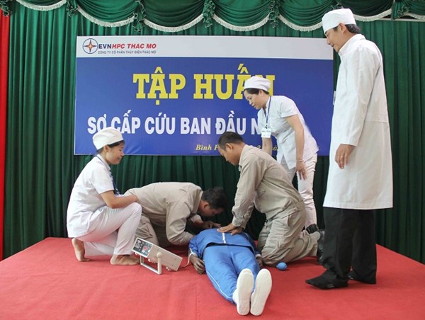 Sơ cứu nạn nhân tai nạn giao thông đúng cách