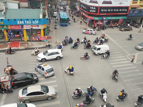 Lộn xộn tại nút Trương Định - Tân Mai