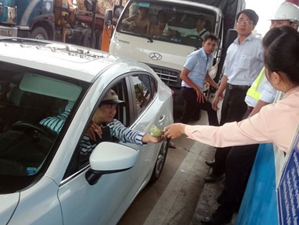 Bộ Giao thông vận tải bác đề xuất dừng thu phí BOT trong 3 ngày Tết Nguyên đán