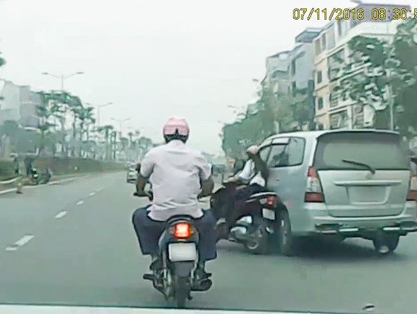 Công an huyện Thanh Trì tìm người chứng kiến tai nạn giao thông