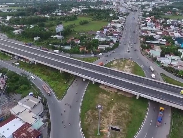 Đẩy nhanh giải phóng mặt bằng dự án cao tốc tuyến Bắc - Nam phía Đông