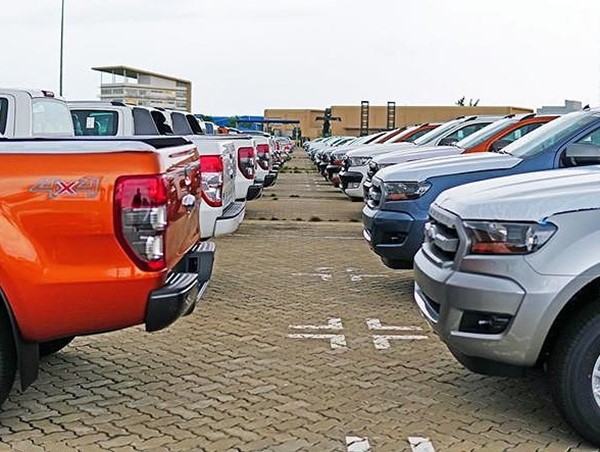 Tăng gấp 3 lần lệ phí trước bạ với xe bán tải