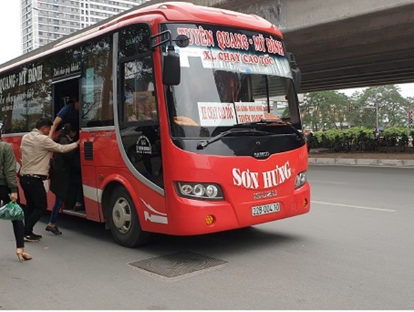 Vi phạm tiếp diễn tại nút Tôn Thất Thuyết - Phạm Hùng