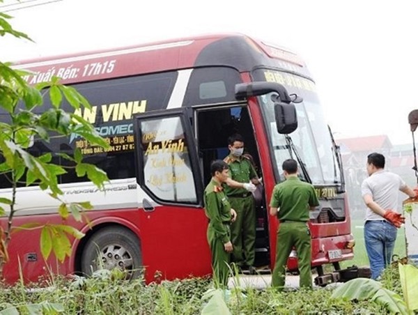 Vụ xe khách đâm đoàn người đưa tang ở Vĩnh Phúc: Trách nhiệm thuộc về ai?