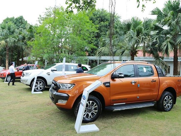 Trước bạ ô tô bán tải chính thức tăng gấp 3 lần