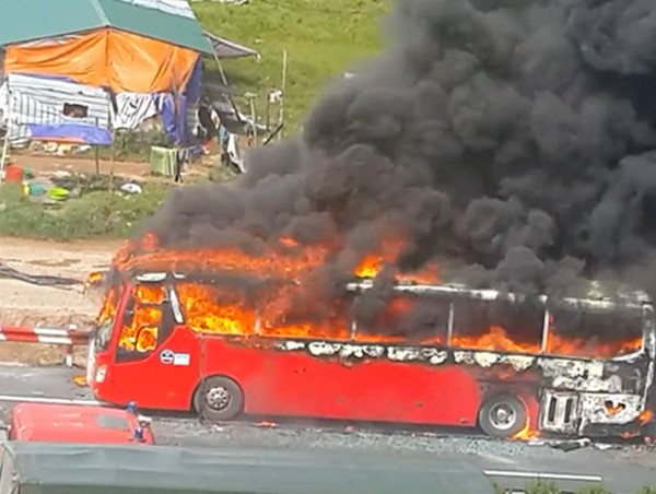 Xăng dầu giả tăng nguy cơ cháy động cơ xe ra sao?