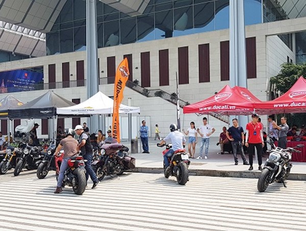 Nhiều mẫu ô tô mới được giới thiệu tại triển lãm Vietnam Autoexpo 2019