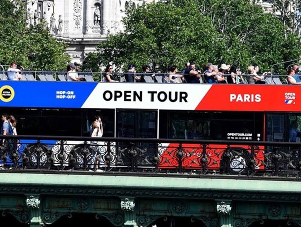 Thủ đô Paris, Pháp cấm xe buýt vào trung tâm thành phố