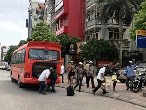 Chưa có giải pháp đột biến xử lý tình trạng xe dù bến cóc