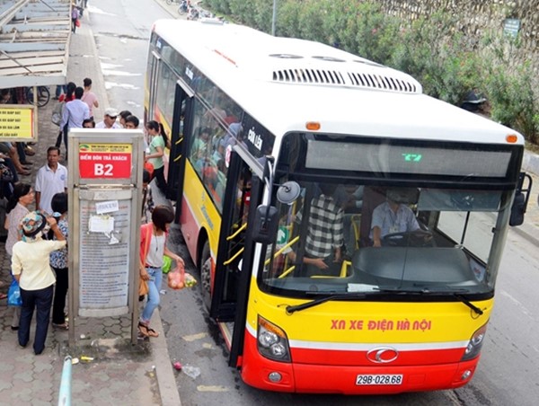 Phát triển xe buýt gặp nhiều thách thức
