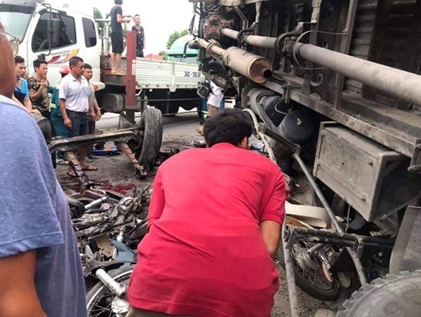 Thông tin mới nhất vụ tai nạn giao thông trên Quốc lộ 5 khiến 5 người tử vong