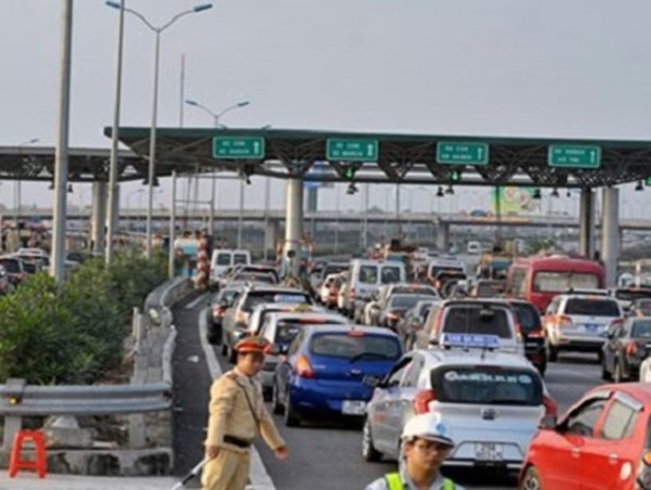 Phải công khai doanh thu ngay trên bảng điện tử của trạm thu phí BOT