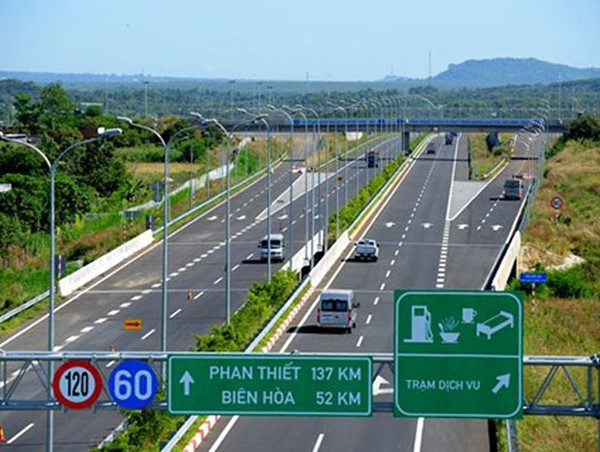 Các tuyến cao tốc của VEC vượt doanh thu 15% trong 9 tháng đầu năm 2019