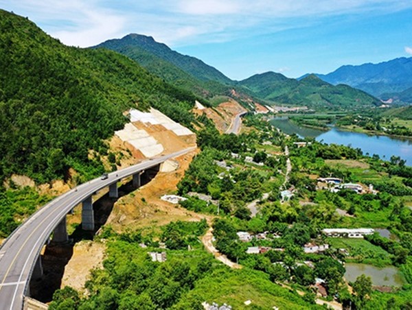 Hậu hủy mời thầu quốc tế cao tốc Bắc – Nam: Khó khăn về vốn vẫn hiện hữu