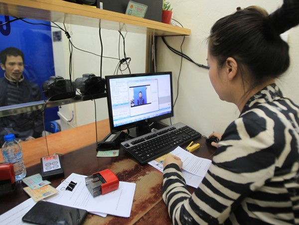 TP Hồ Chí Minh tăng phí cấp mới biển số ô tô, xe máy