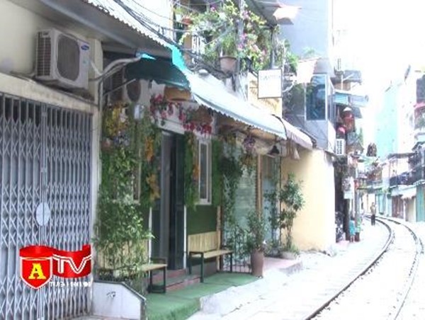 Hành lang đường sắt Hà Nội đã trở nên thông thoáng