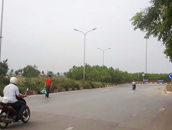 Nguy cơ tai nạn giao thông vì tầm nhìn bị che khuất