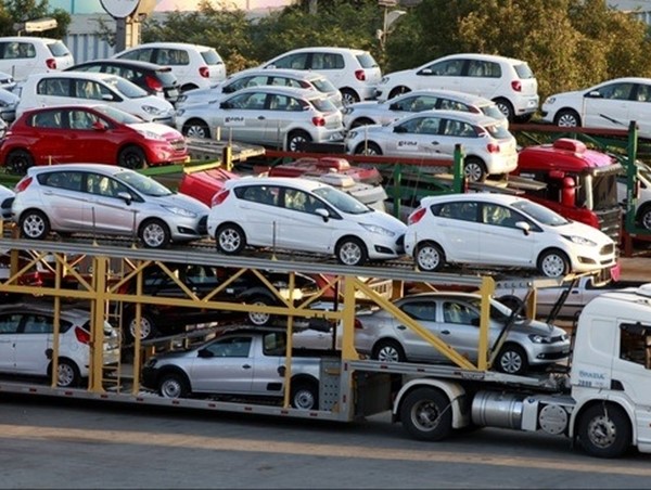 Bộ Công Thương tiếp nhận hồ sơ nhập khẩu ô tô online từ 1/11