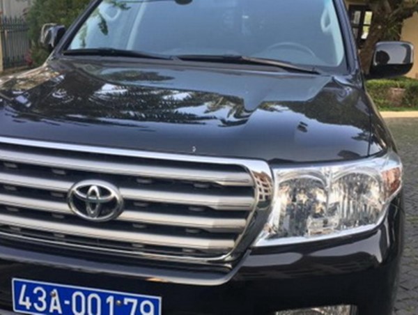 Đà Nẵng công khai đấu giá 3 xe sang biển xanh