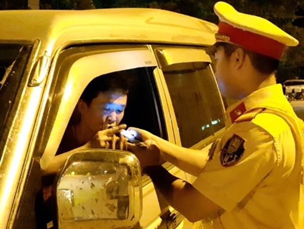 Tiếp tục đề xuất tăng hình phạt với “ma men sau tay lái”