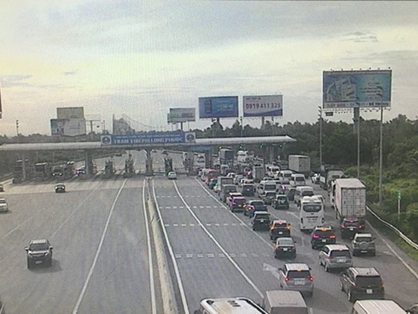 VEC trình phương án nhằm giảm thiểu ùn ứ tại các trạm thu phí trên cao tốc Long Thành – Dầu Giây