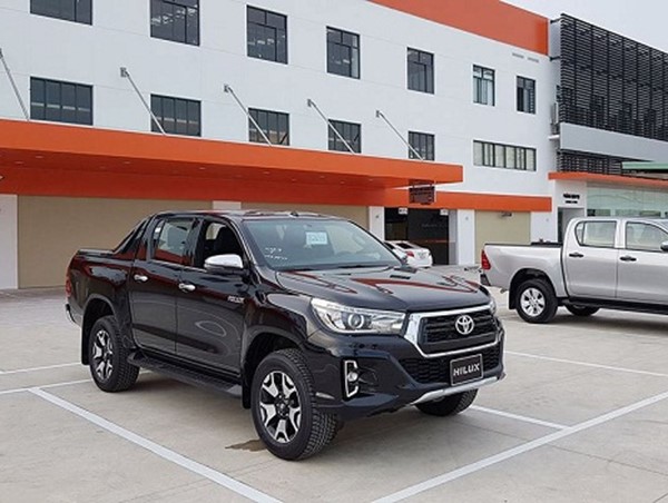 Toyota Việt Nam thu hồi xe bán tải Hilux
