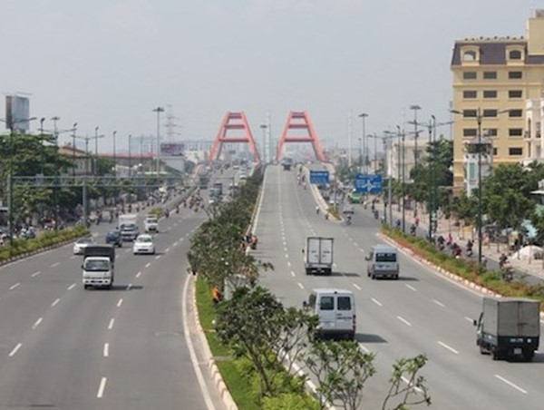 TP Hồ Chí Minh: Hạn chế lưu thông trên đường Phạm Văn Đồng và dọc kênh Nhiêu Lộc