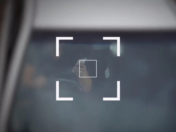 Úc thí điểm camera có khả năng phát hiện dùng điện thoại trong khi lái xe