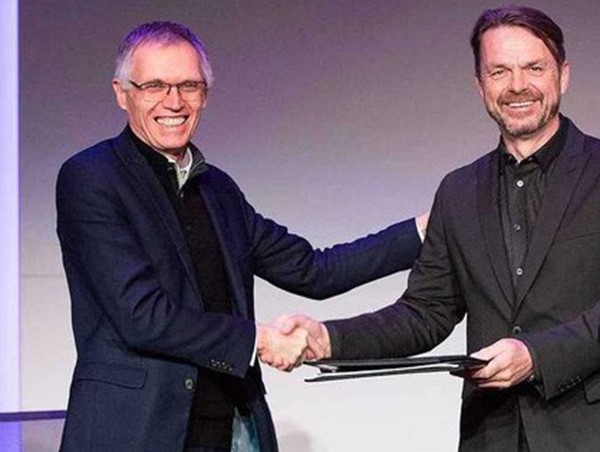 FCA và PSA sáp nhập thành nhà sản xuất ô tô lớn thứ 4 thế giới