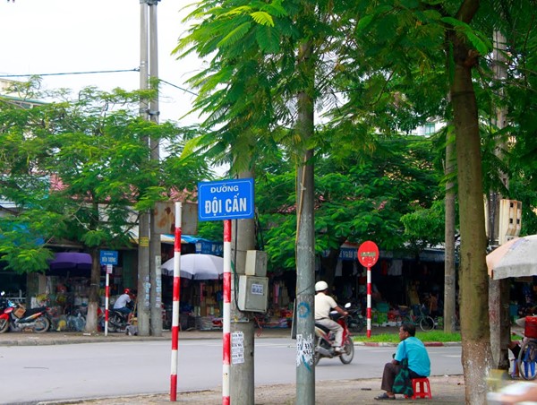 Cấm ô tô lưu thông ban đêm trên đường Đội Cấn từ hôm nay