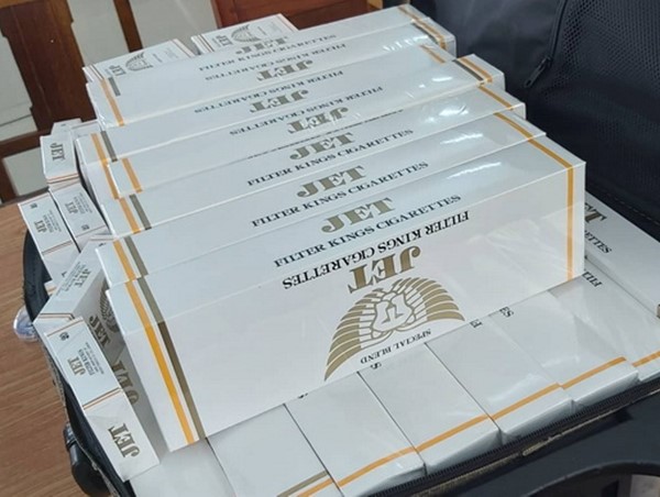 CSGT Đà Nẵng bắt 3 vụ xe chở hàng lậu trong 1 ngày