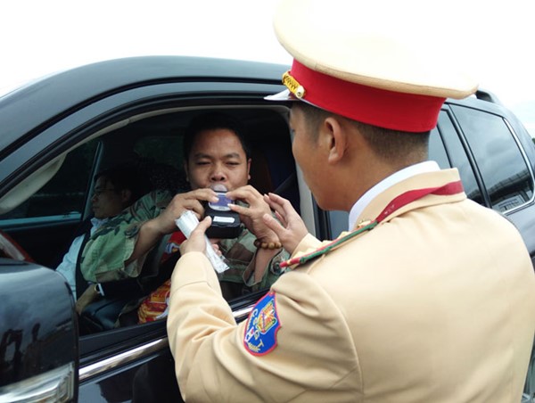 Kiểm tra nồng độ cồn trên toàn quốc ngay từ mùng 1 Tết