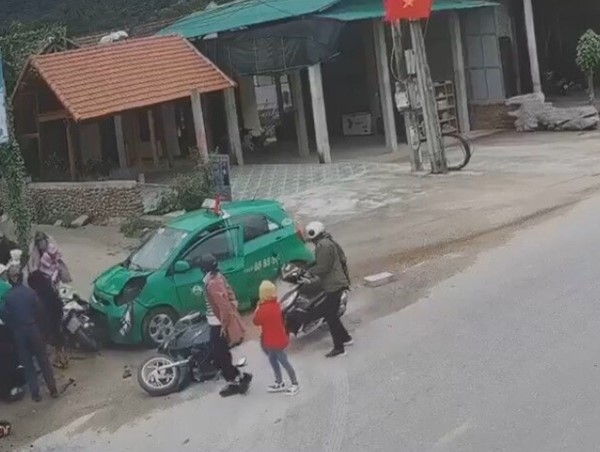 Tình hình các nạn nhân vụ taxi tông vào nhóm người đi chúc Tết