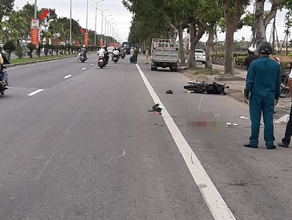 Học sinh tử vong sau cú va chạm với xe khách ngày mùng 3 Tết