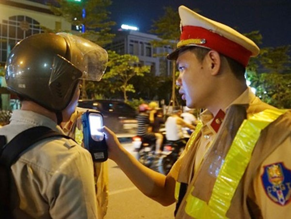 Hà Nội: Xử lý hơn 550 trường hợp vi phạm nồng độ cồn trong 30 ngày qua